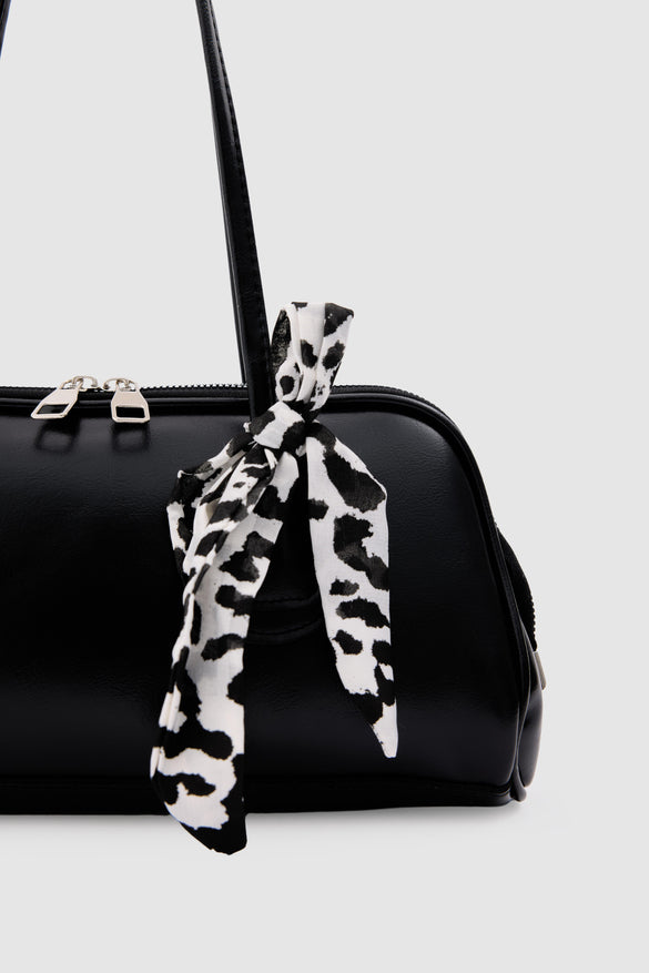 Nera Baguette Torba s maramom – Crna