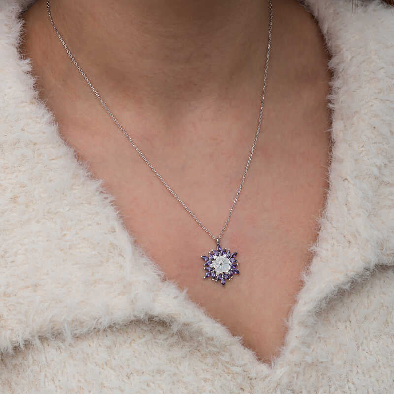 Srebrna Ženska Ogrlica s Ljubičastim Lotus Cvijetom